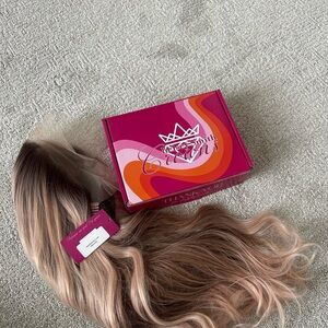 Chelsey Smith Crown - Aubreanna Luxe (apricot)